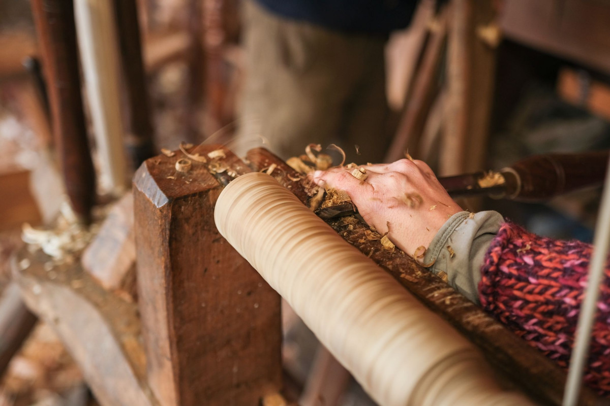 Initiez-vous au tour à bois à perche