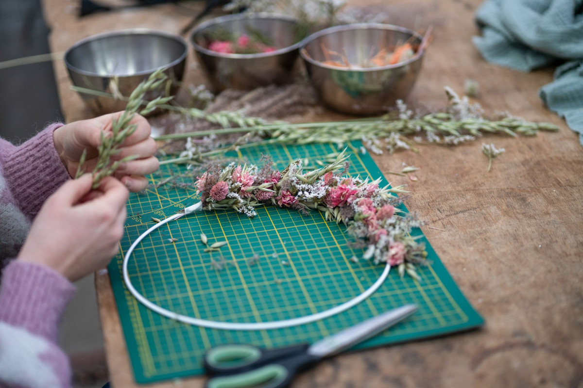 Réalisez votre couronne de fleurs