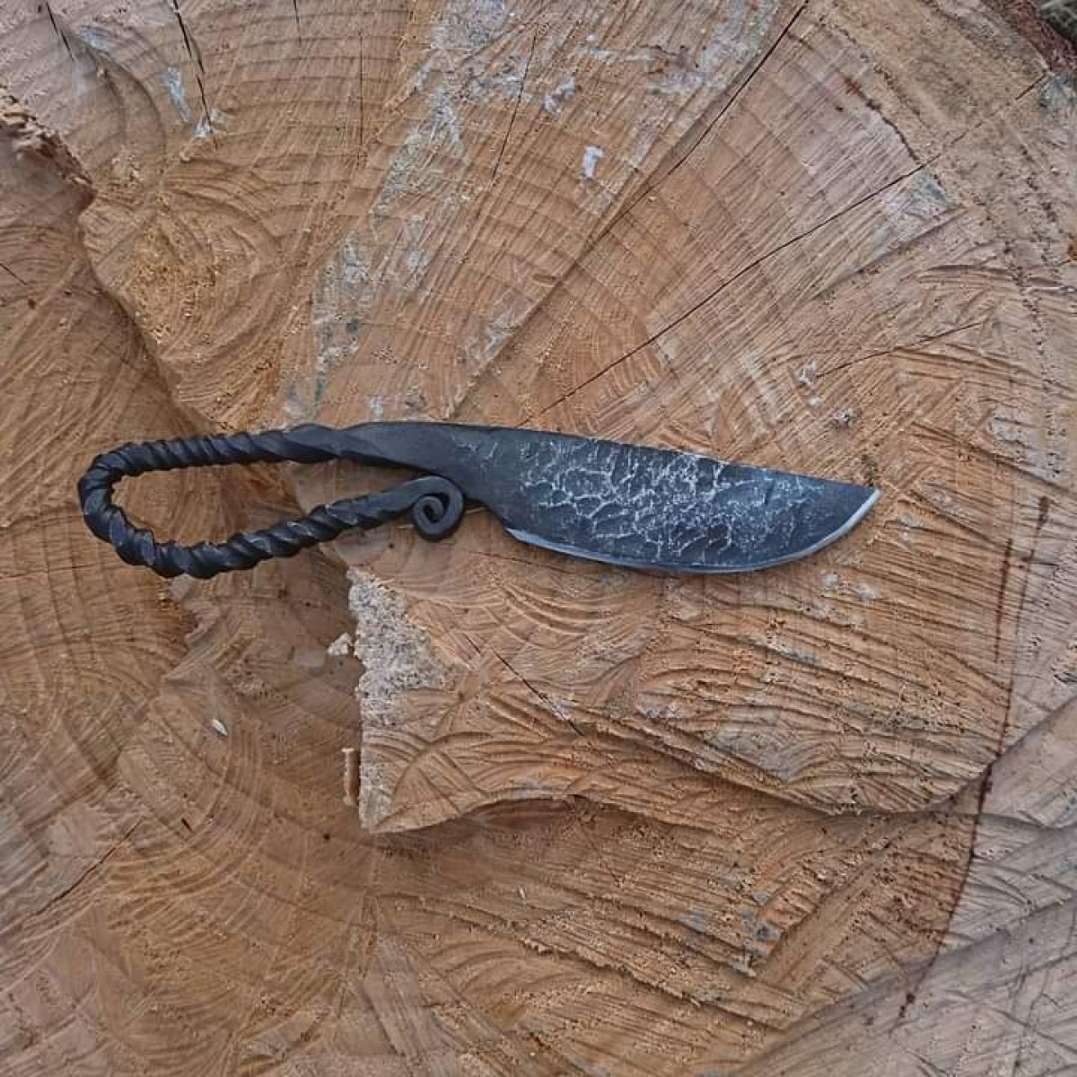 Forgez votre couteau médieval