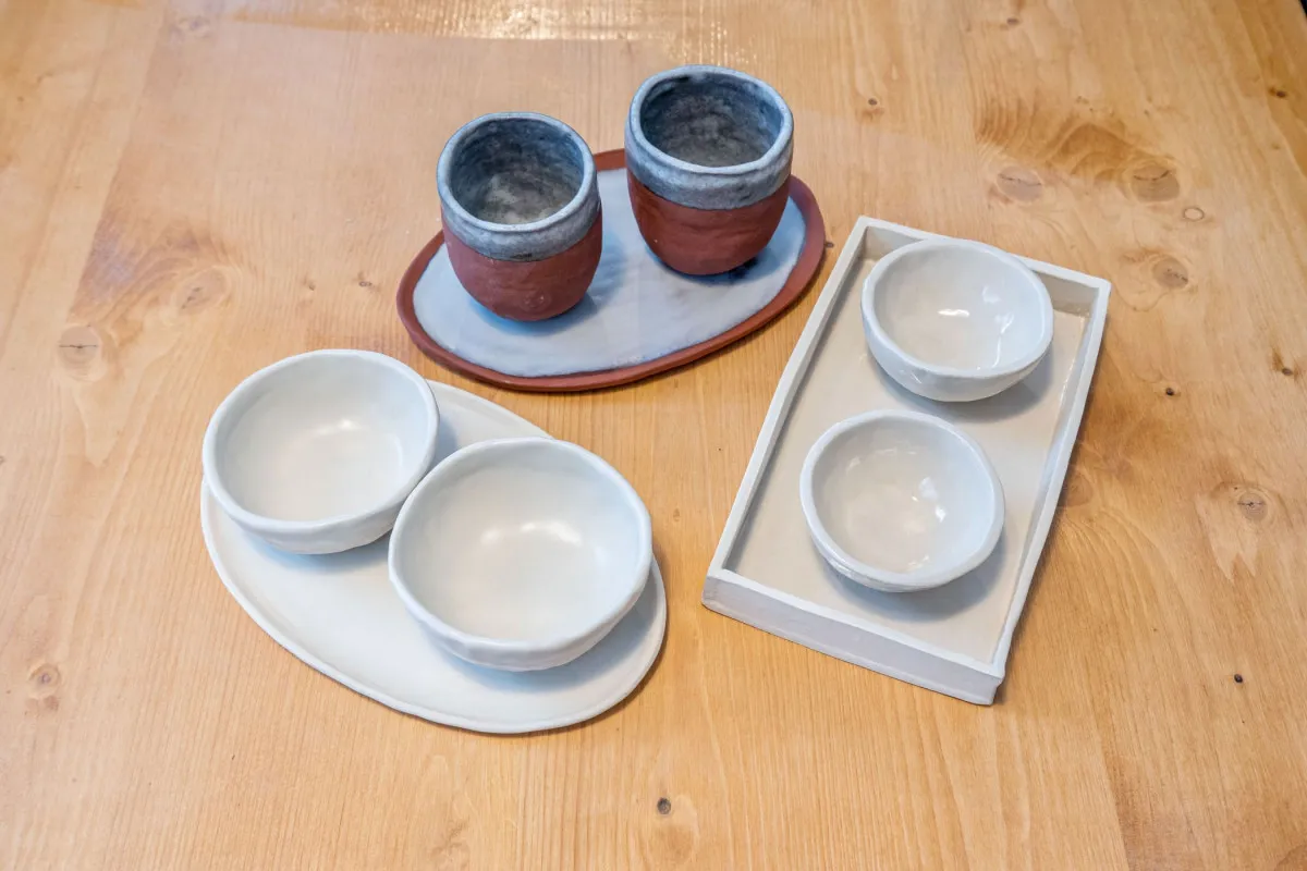 Modelez votre set à thé en céramique