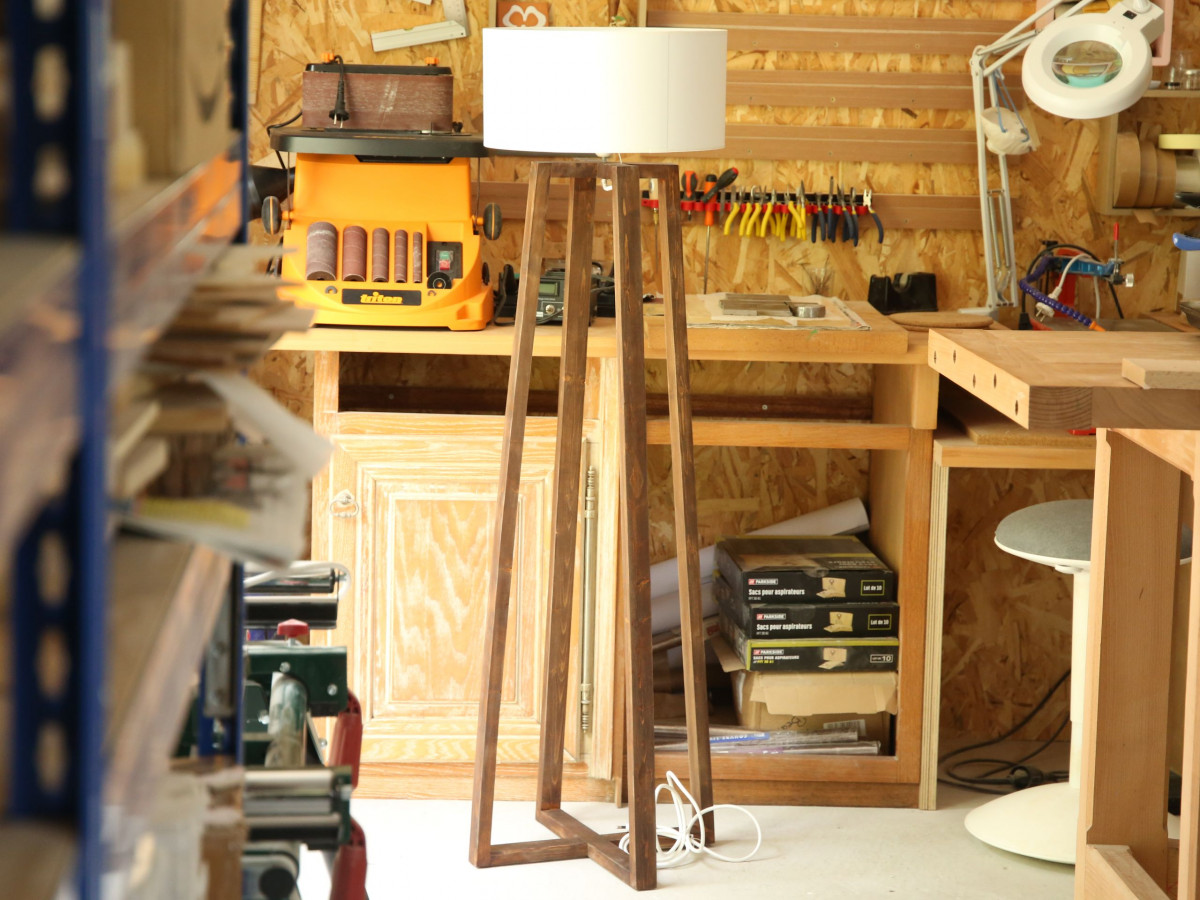 Réalisez votre lampadaire scandinave