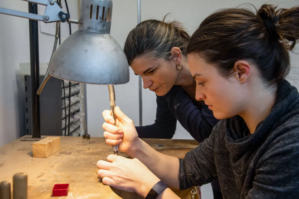 Réalisez vos boucles d'oreilles en argent