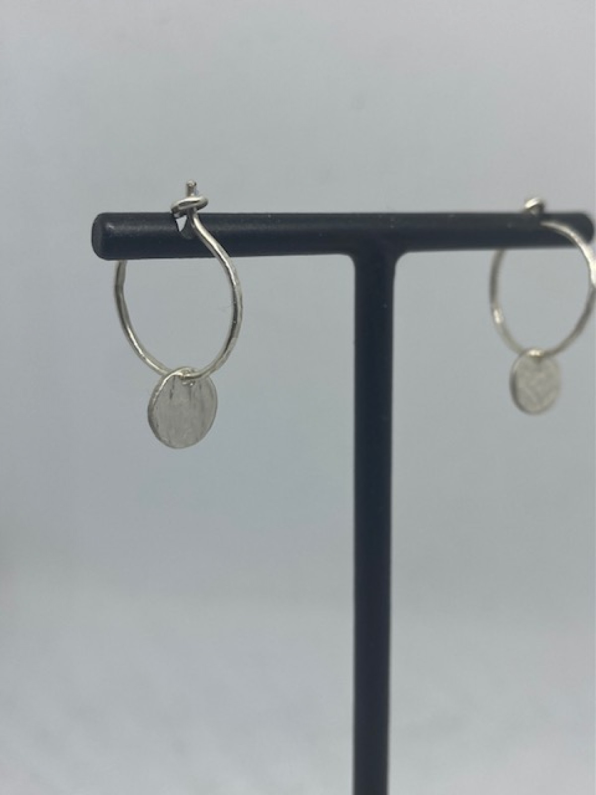 Réalisez vos créoles en argent avec pampilles