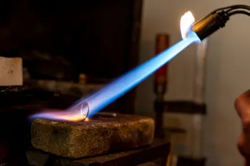 Réalisez votre bague en argent
