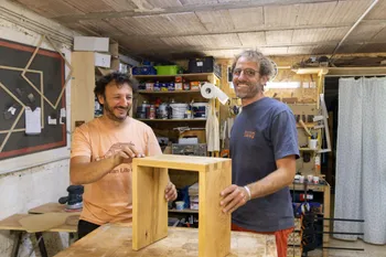 Réalisez votre tabouret épuré
