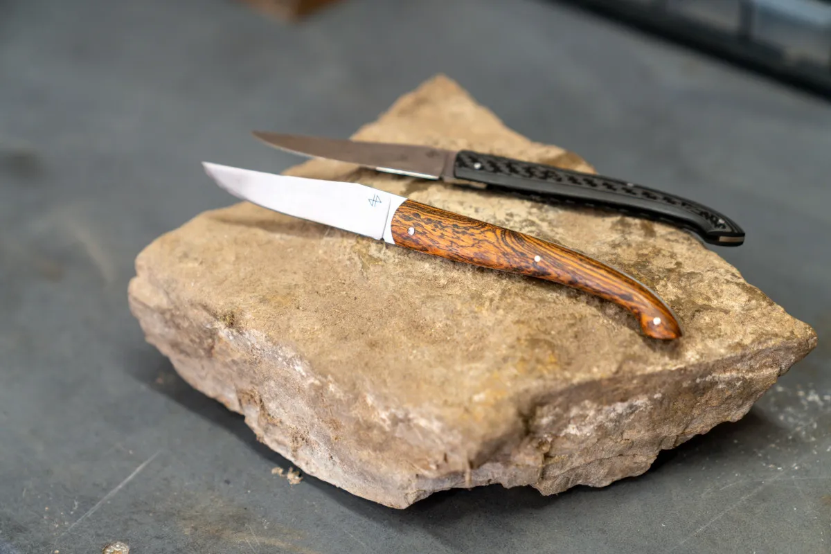 Montez et assemblez votre couteau pliant