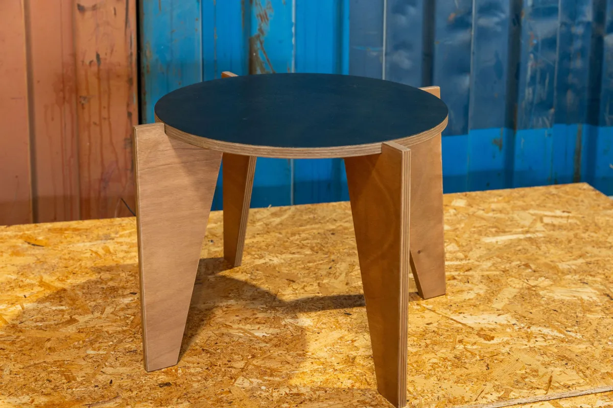 Fabriquez votre table de poche en bois
