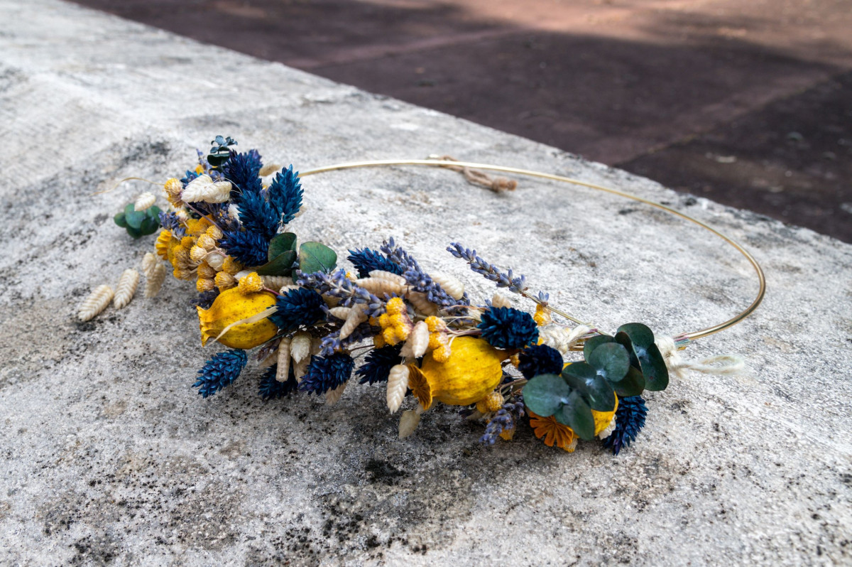 Composez votre couronne de fleurs séchées