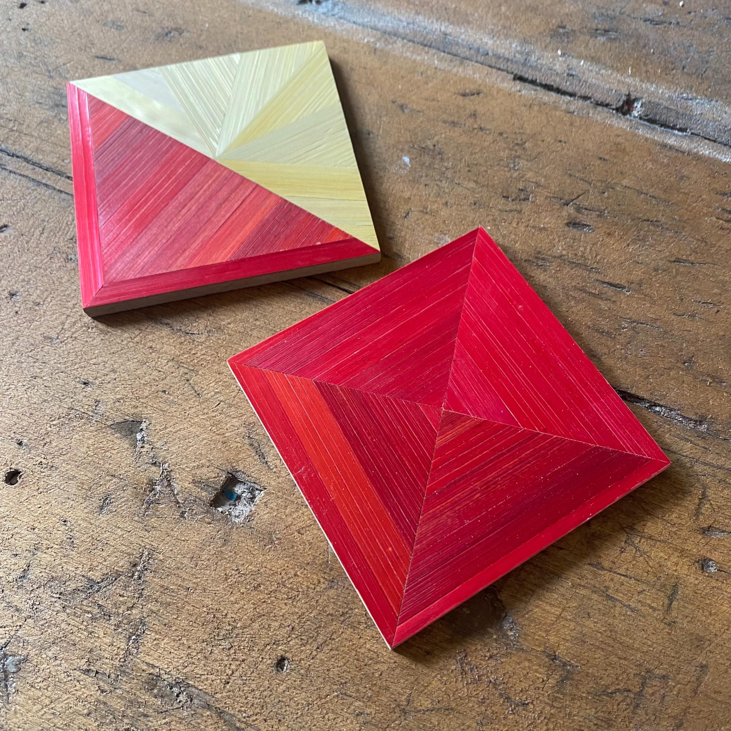 Créez vos deux sous-verres en marqueterie de paille