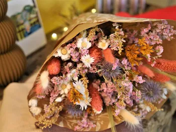 Réalisez votre bouquet de fleurs séchées