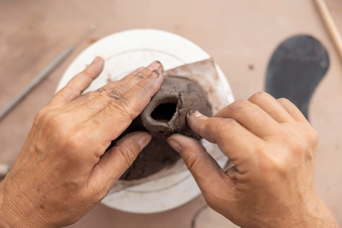 Initiez-vous au modelage de céramique à Paris