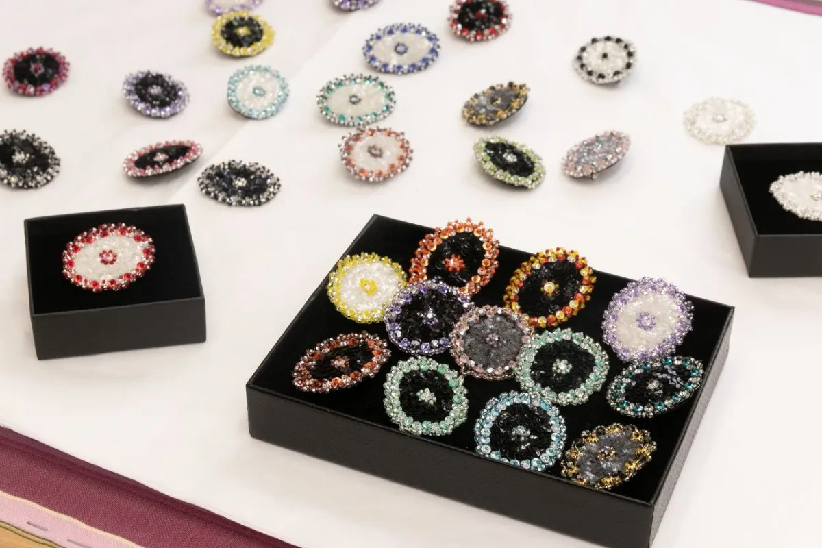 Brodez votre médaillon "Diana" avec une MOF