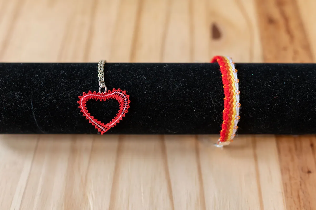 Perfectionnez-vous à la dentelle aux fuseaux