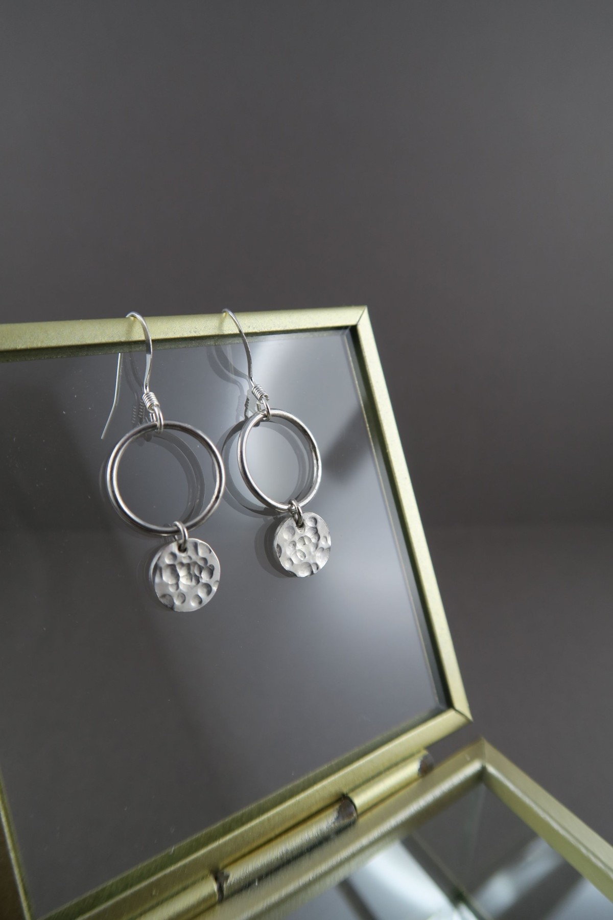 Créez vos boucles d'oreilles en argent