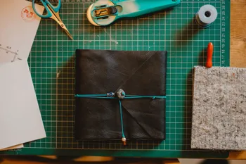 Wecandoo - Create your own leather notebook