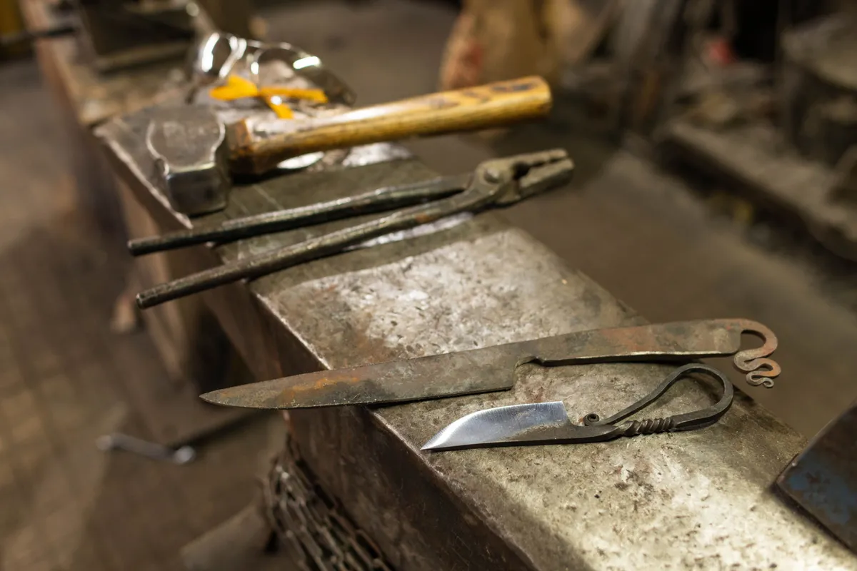 Forgez votre couteau brut de forge