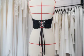 Créez votre bustier corseté sur-mesure