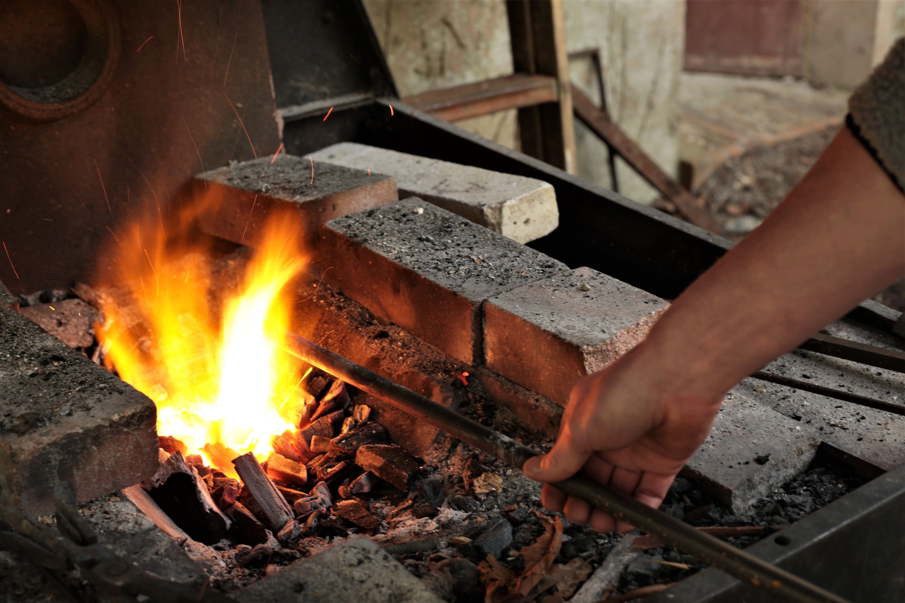 Forgez votre couteau brut sur une journée