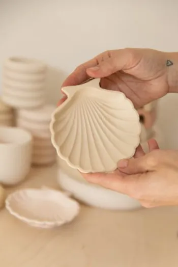 Fabriquez votre vide-poches coquillage en Jesmonite
