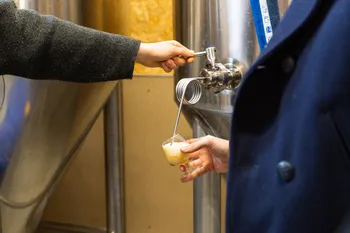 Dégustez des bières en visitant une micro-brasserie