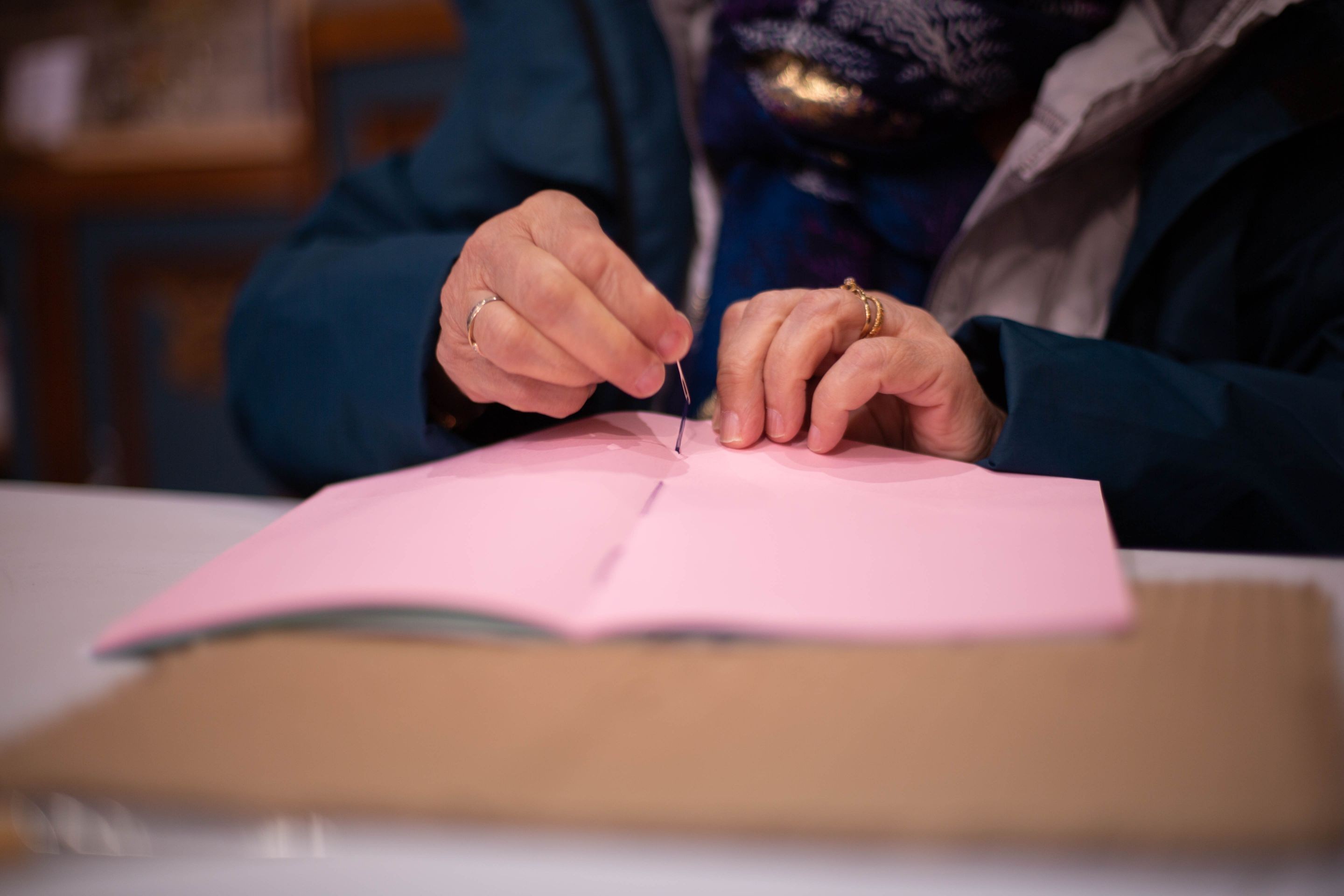 Réalisez votre carnet avec la reliure Copte