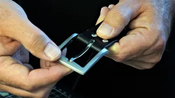 Réalisez votre ceinture en cuir à la main