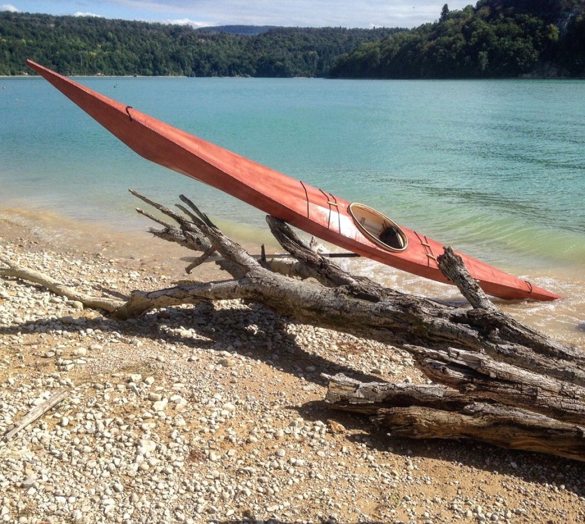 Fabriquez un kayak traditionnel en bois