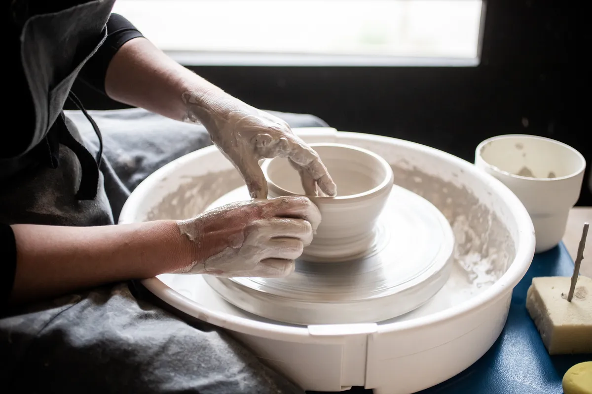 Initiez-vous au tour de potier