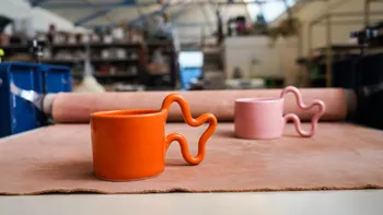 Wecandoo - Discover hand building and make your own mug