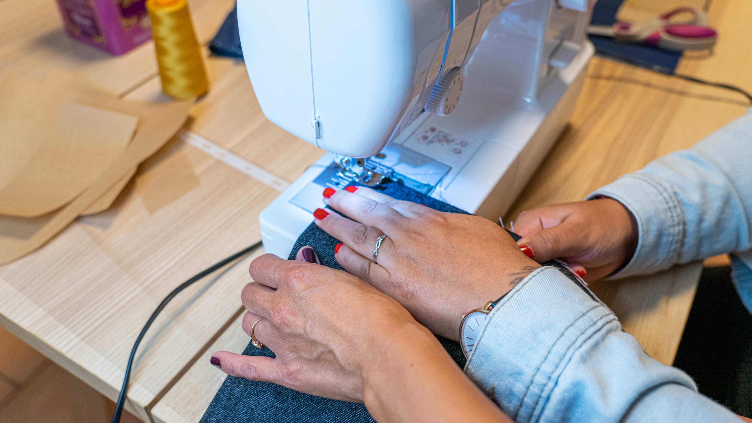 Wecandoo - Upcyclez votre jupe en jean
