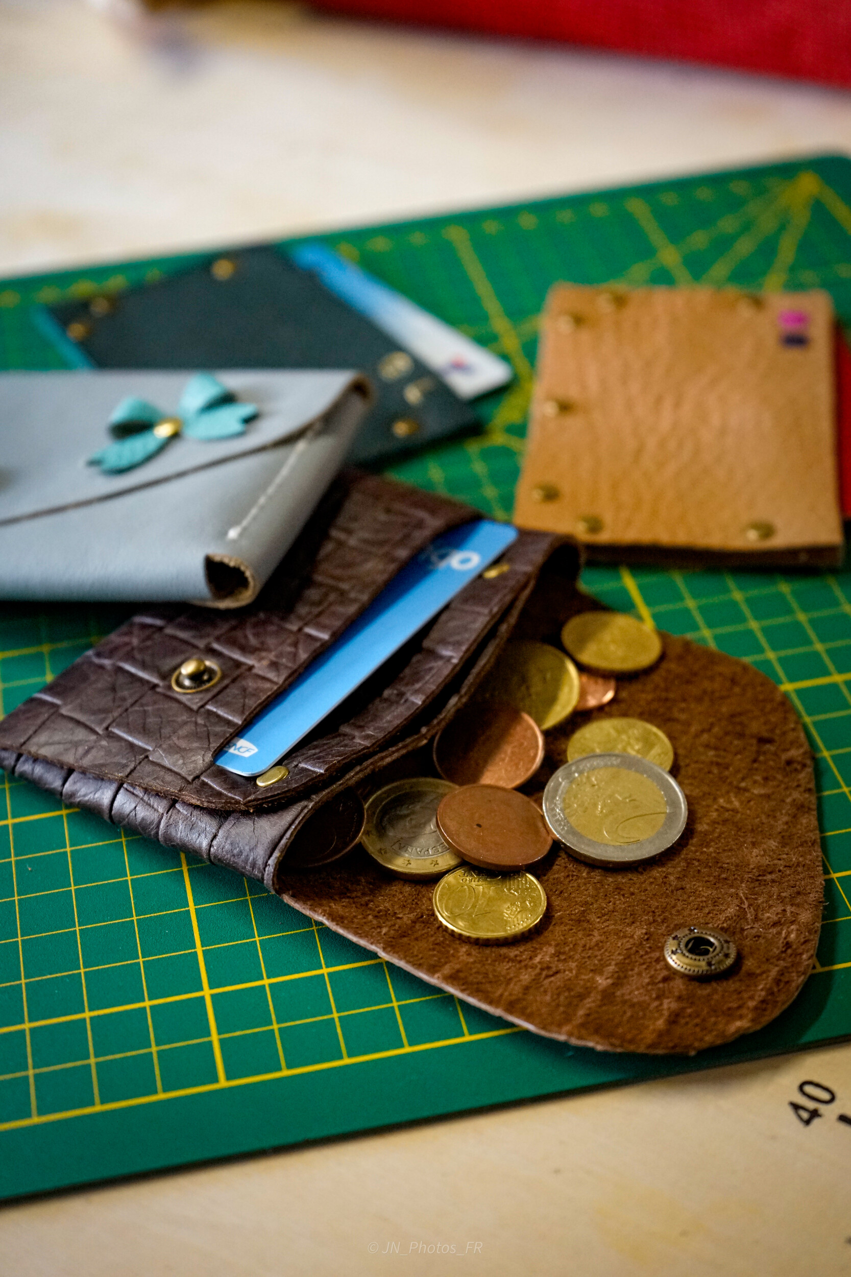 Wecandoo - Fabriquez votre porte-monnaie en cuir