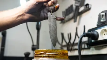 Créez votre couteau droit en Damas