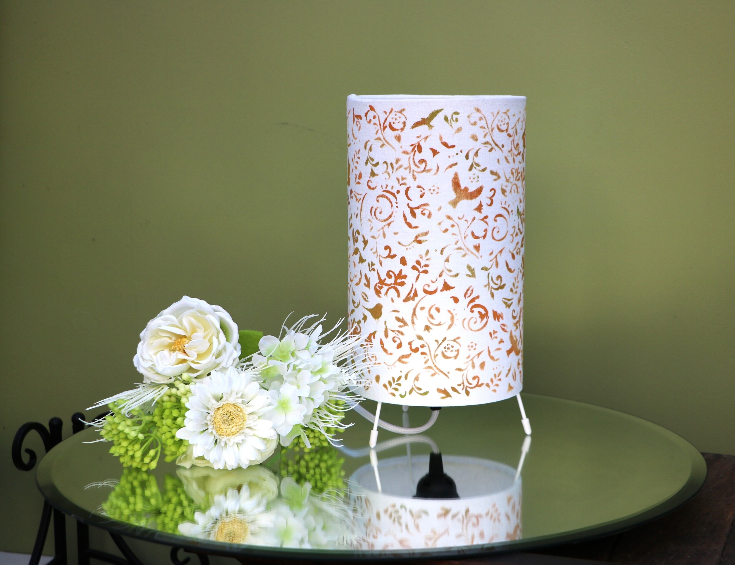 Create your own table lamp