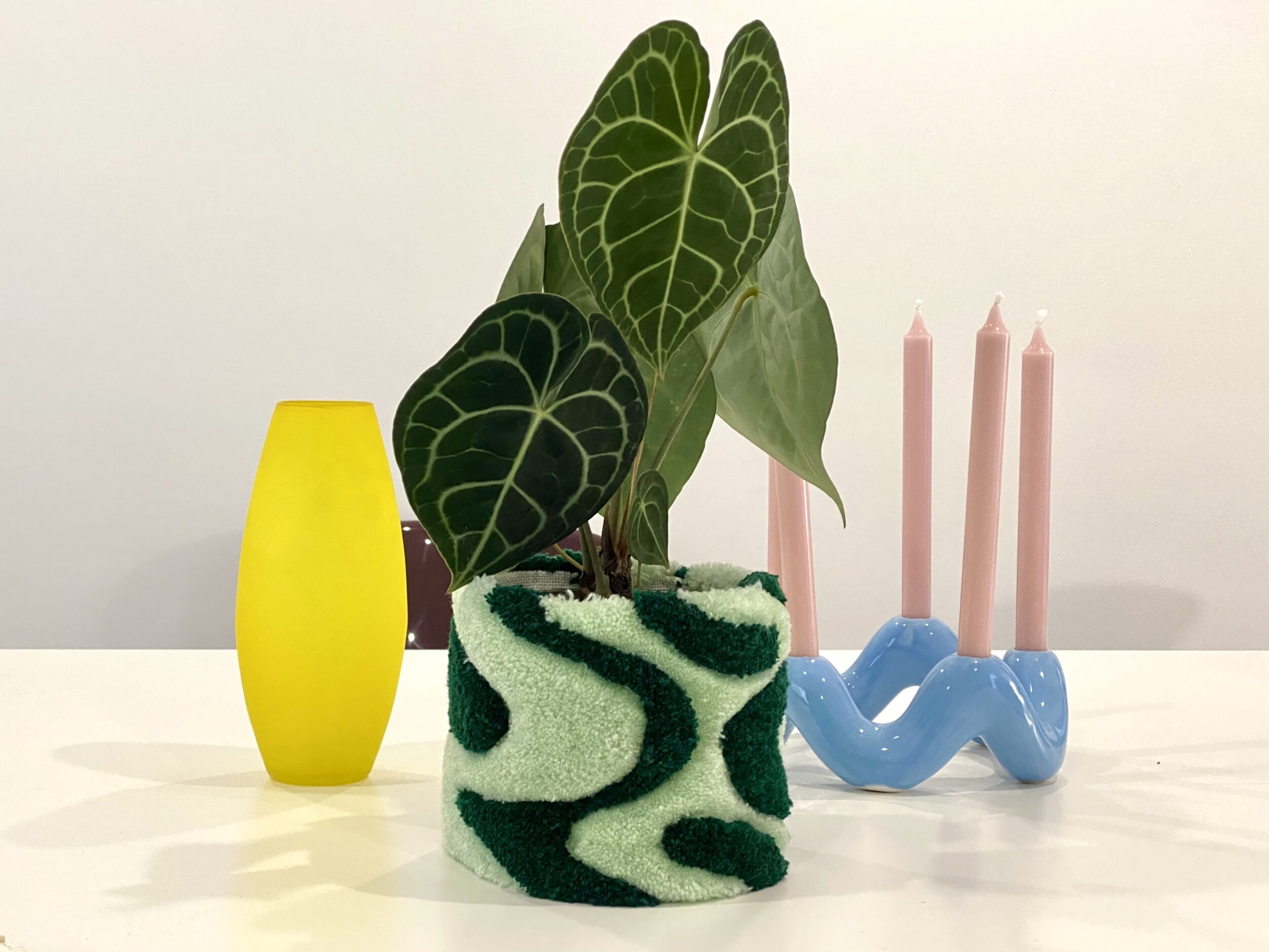 Tuft your own unique plant pot