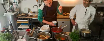 Apprenez à préparer 3 sauces avec un chef