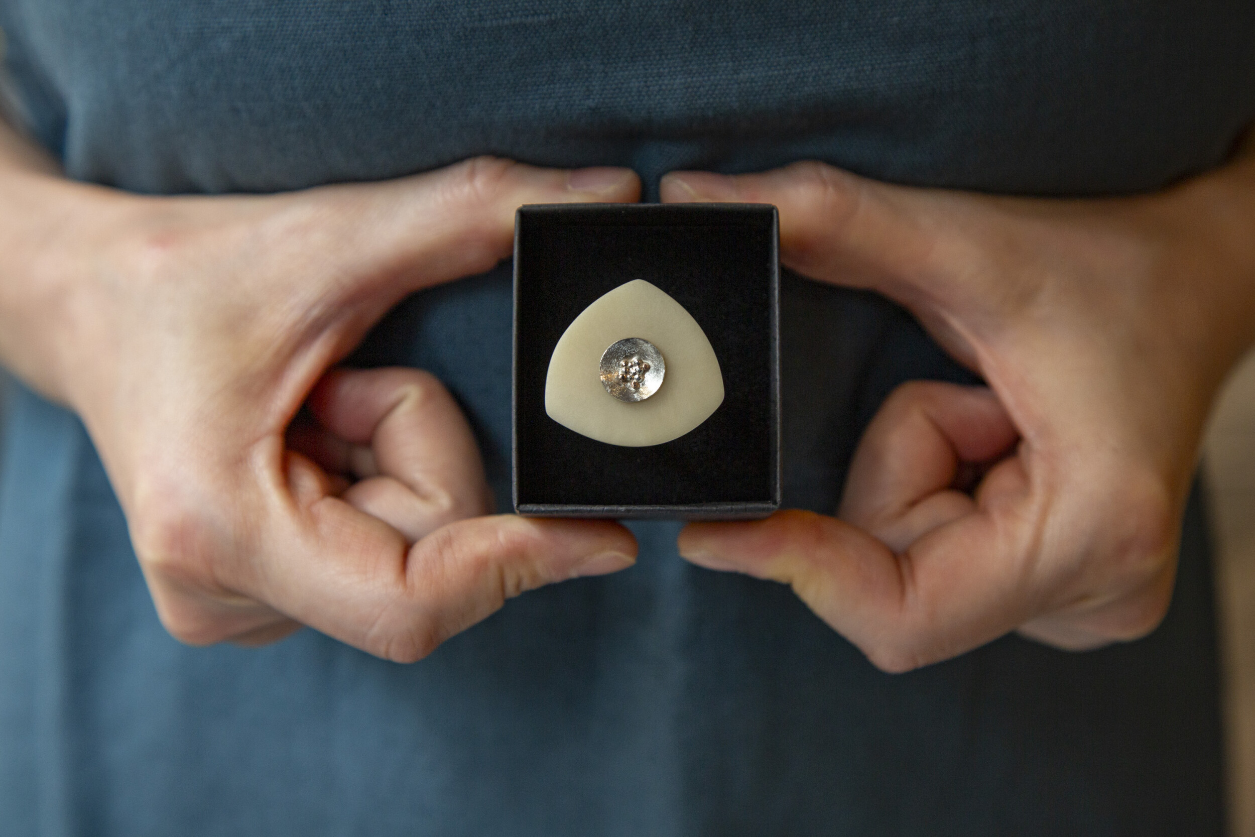 Créez votre bague en argent et corozo