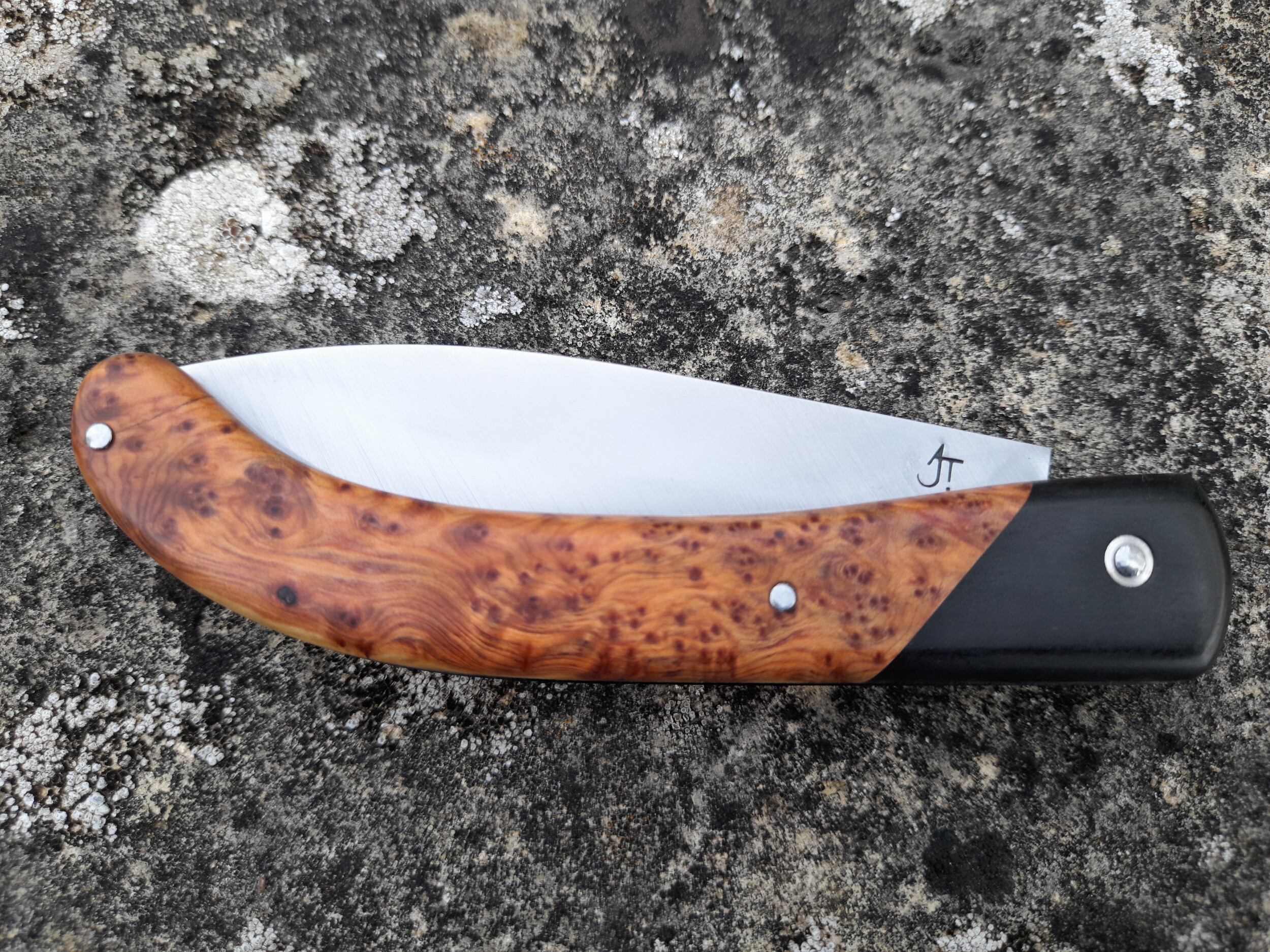 Fabriquez votre couteau pliant - 2 J