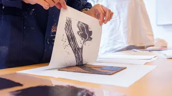 Wecandoo - Réalisez vos cartes en linogravure