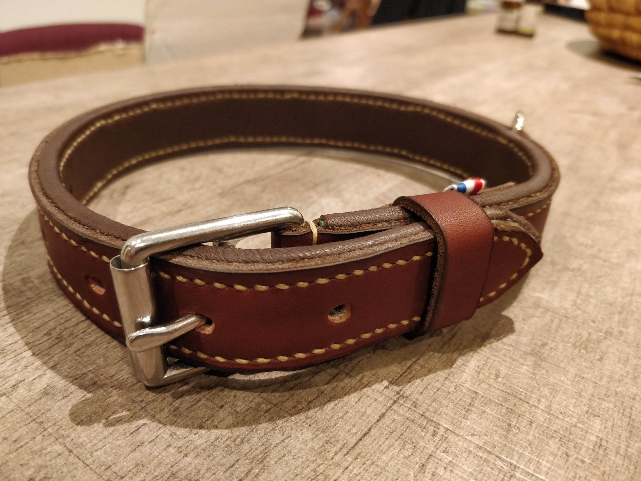 Fabriquez un collier en cuir pour votre animal