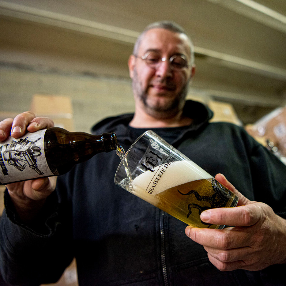 Visitez une brasserie et dégustez 6 bières à Paris