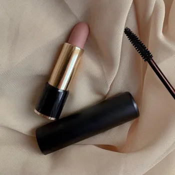 Créez vos rouge à lèvres et mascara