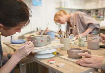Modelez votre pièce d'art de la table