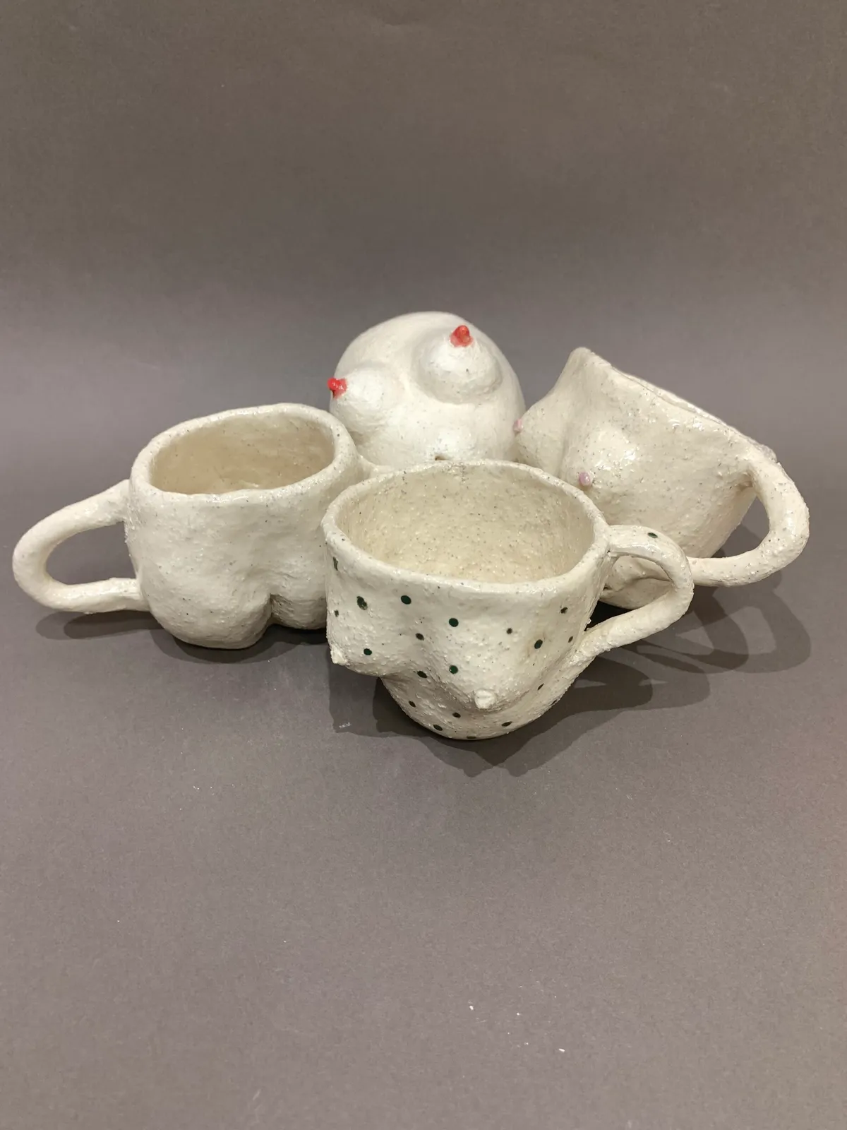 Modelez votre tasse féminine