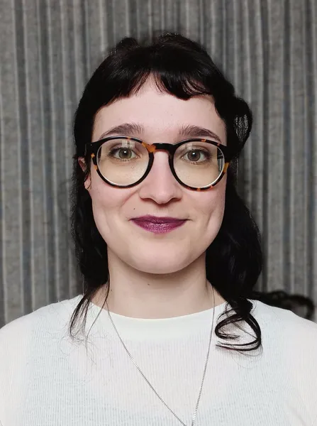 Astrid-Laure : Tisserande à Paris