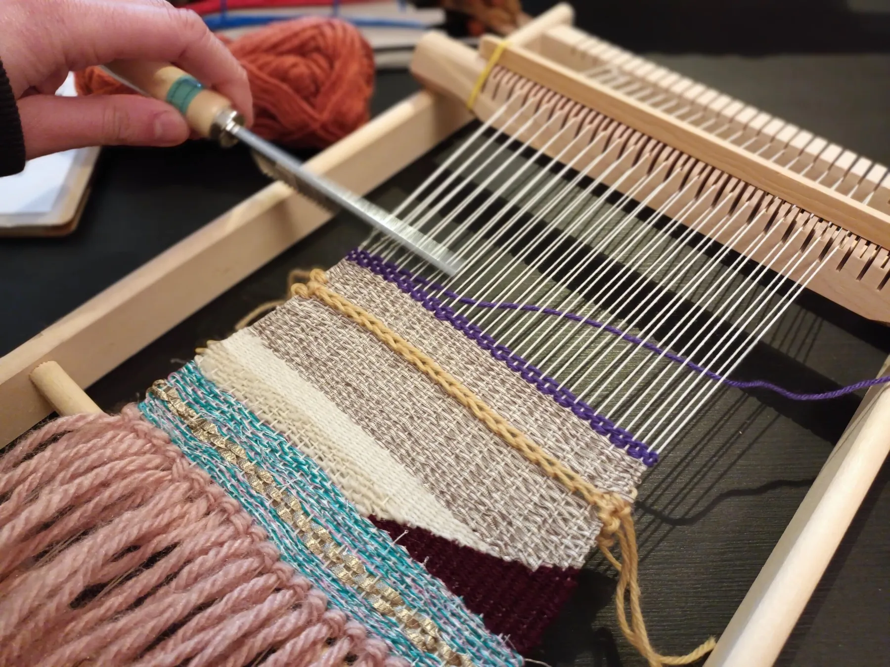 Initiez-vous au tissage avec Astrid-Laure - Image n°3 - Wecandoo