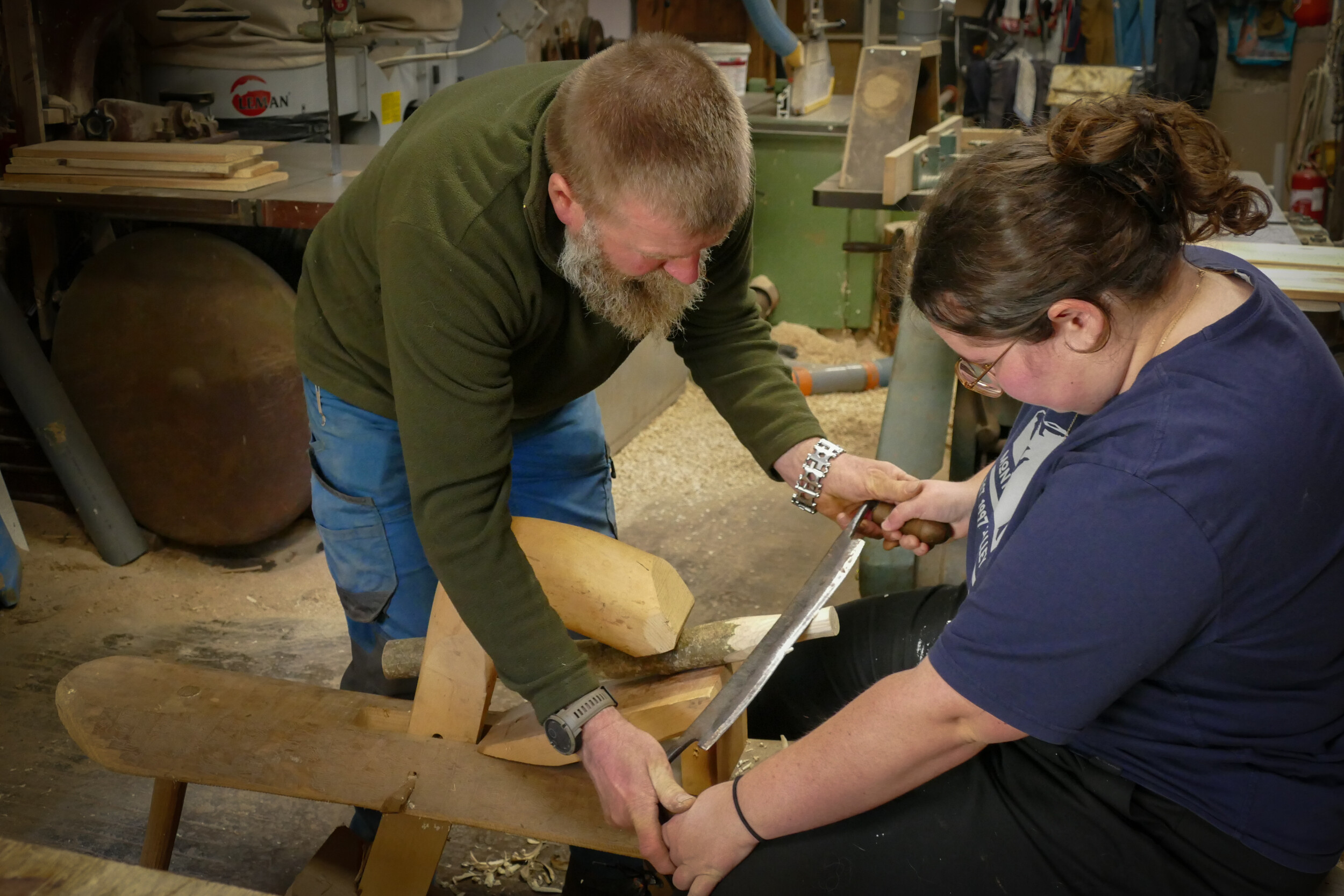 Wecandoo - Réalisez votre tabouret en bois d'inspiration viking en duo - Image n°5