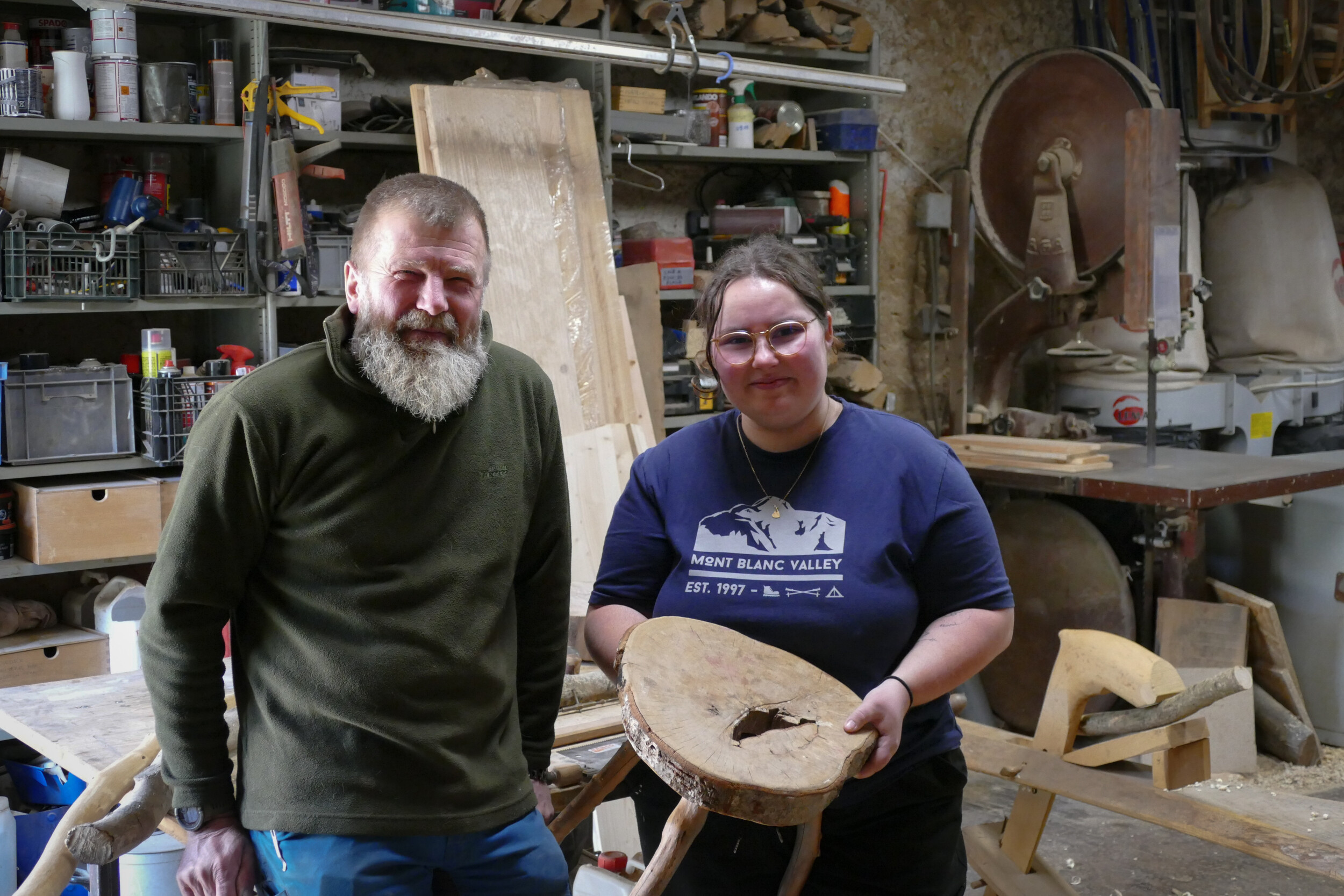 Wecandoo - Réalisez votre tabouret en bois d'inspiration viking en duo - Image n°10