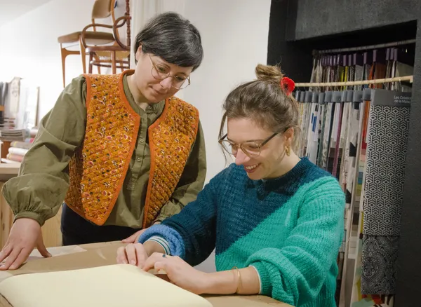 Apprenez à tapisser un tabouret - Image n°4 - Wecandoo