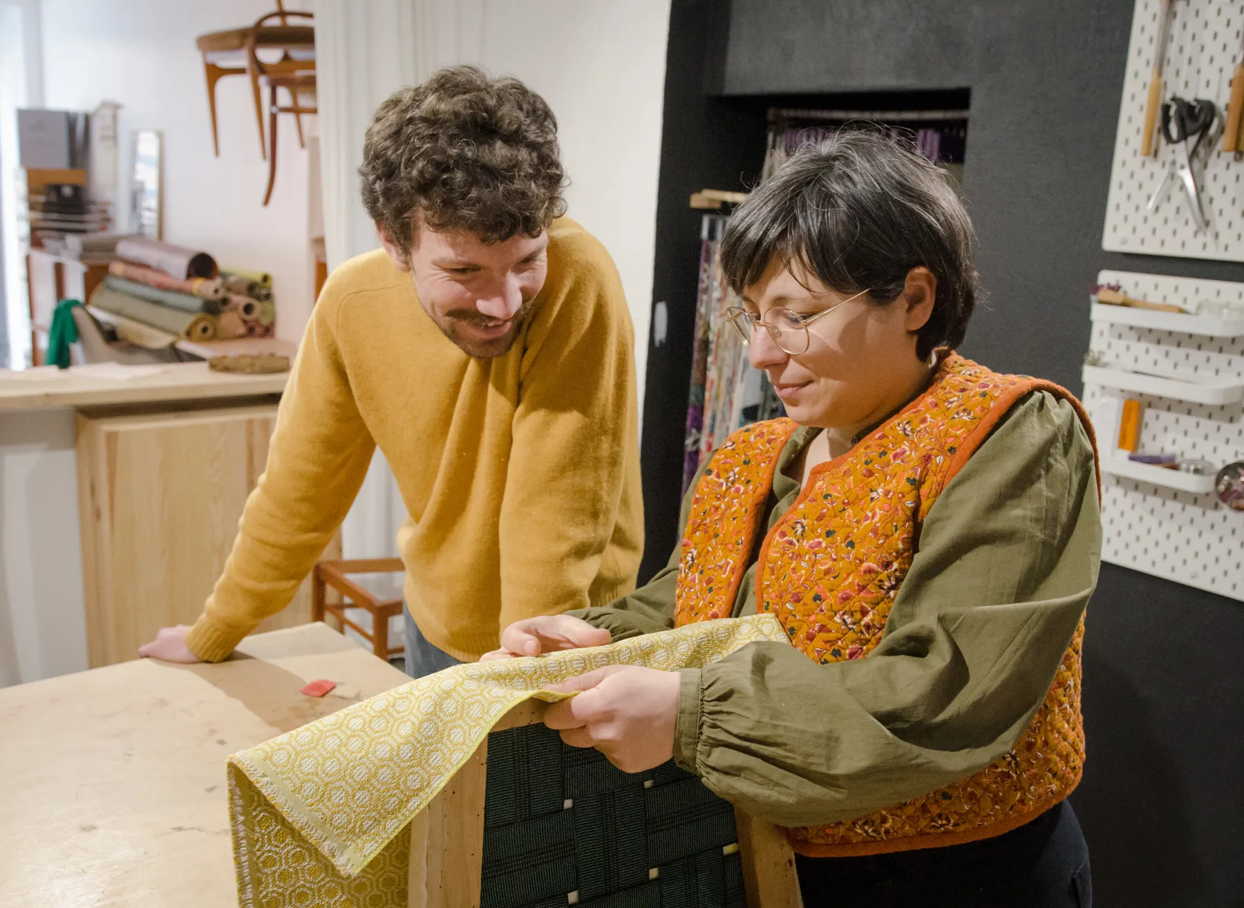 Rénovez votre chaise ou fauteuil vintage en une journée - Image n°3 - Wecandoo