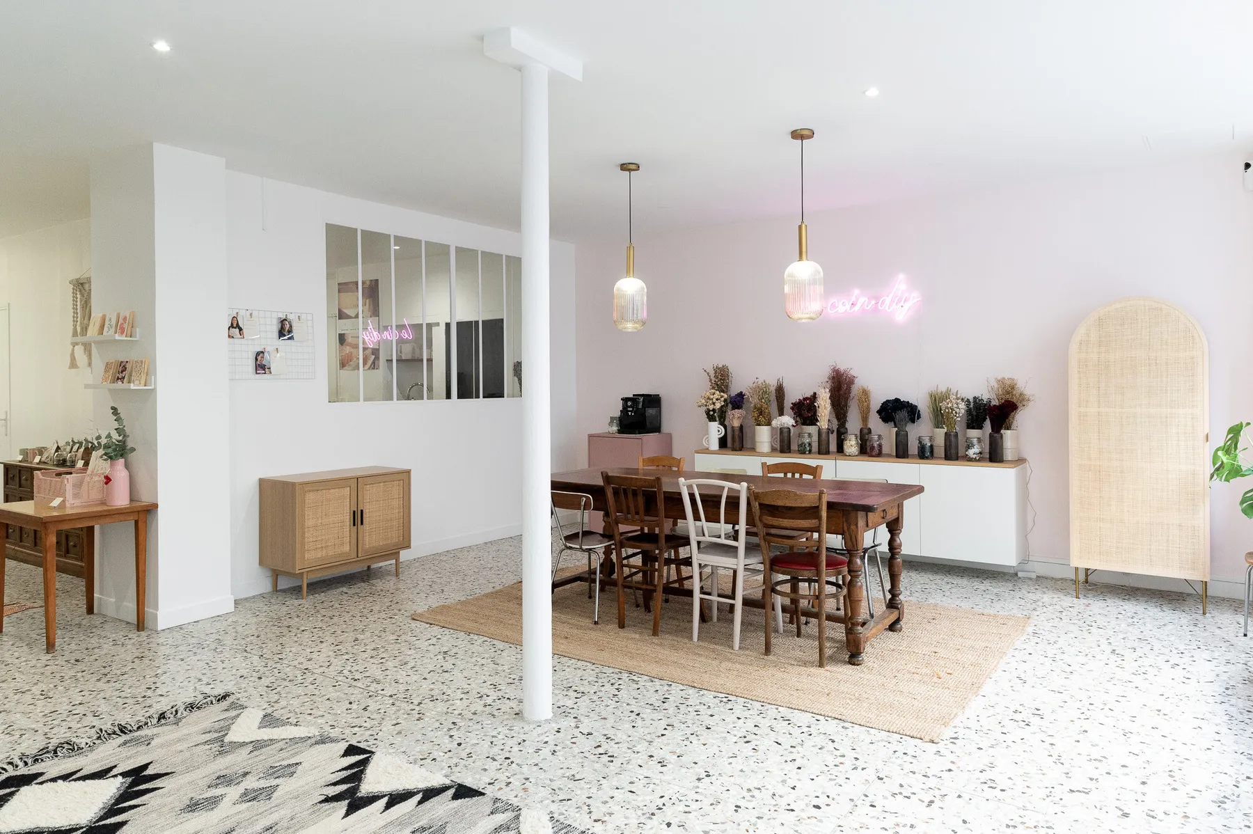 Éblouissez votre équipe et brodez votre sweat ou votre t-shirt en coton bio - Image n°5 - Wecandoo